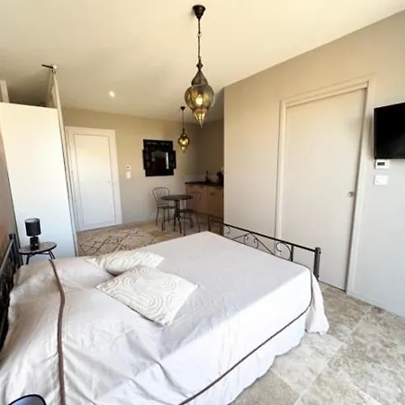 بيت للعطل Le Delice شلانس